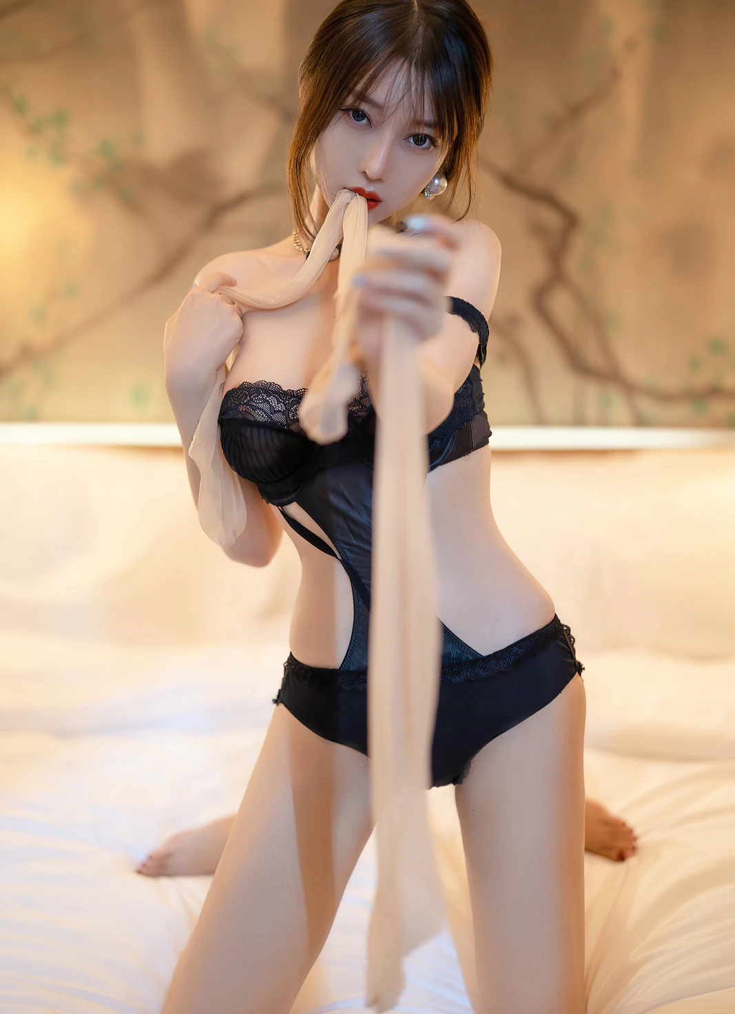 [YouMi尤蜜荟]-第712期玥儿玥er写真